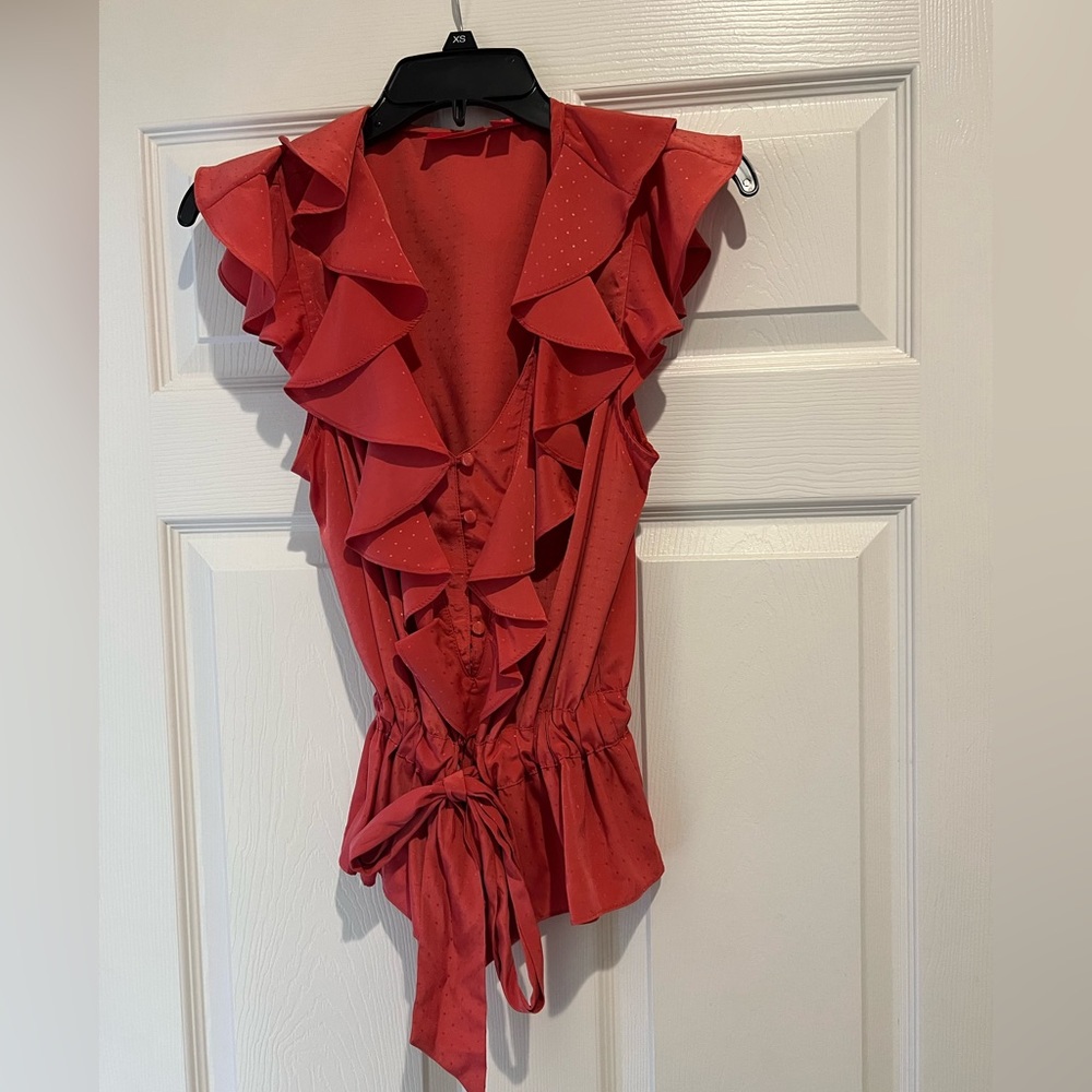 🧡ELLE Women’s Sleeveless Ruffle Button Down V-Neck Cinch Tie Waist Sz Small🧡